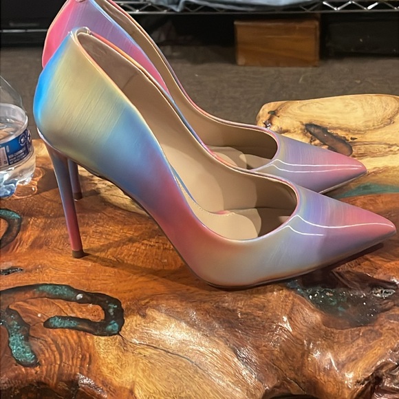 Steve Madden Rainbow heels - Picture 4 of 9